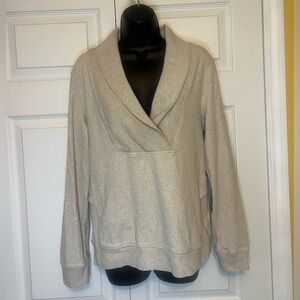 Banana Republic Mock V Neck Heather Oatmeal Women's Size L EUC